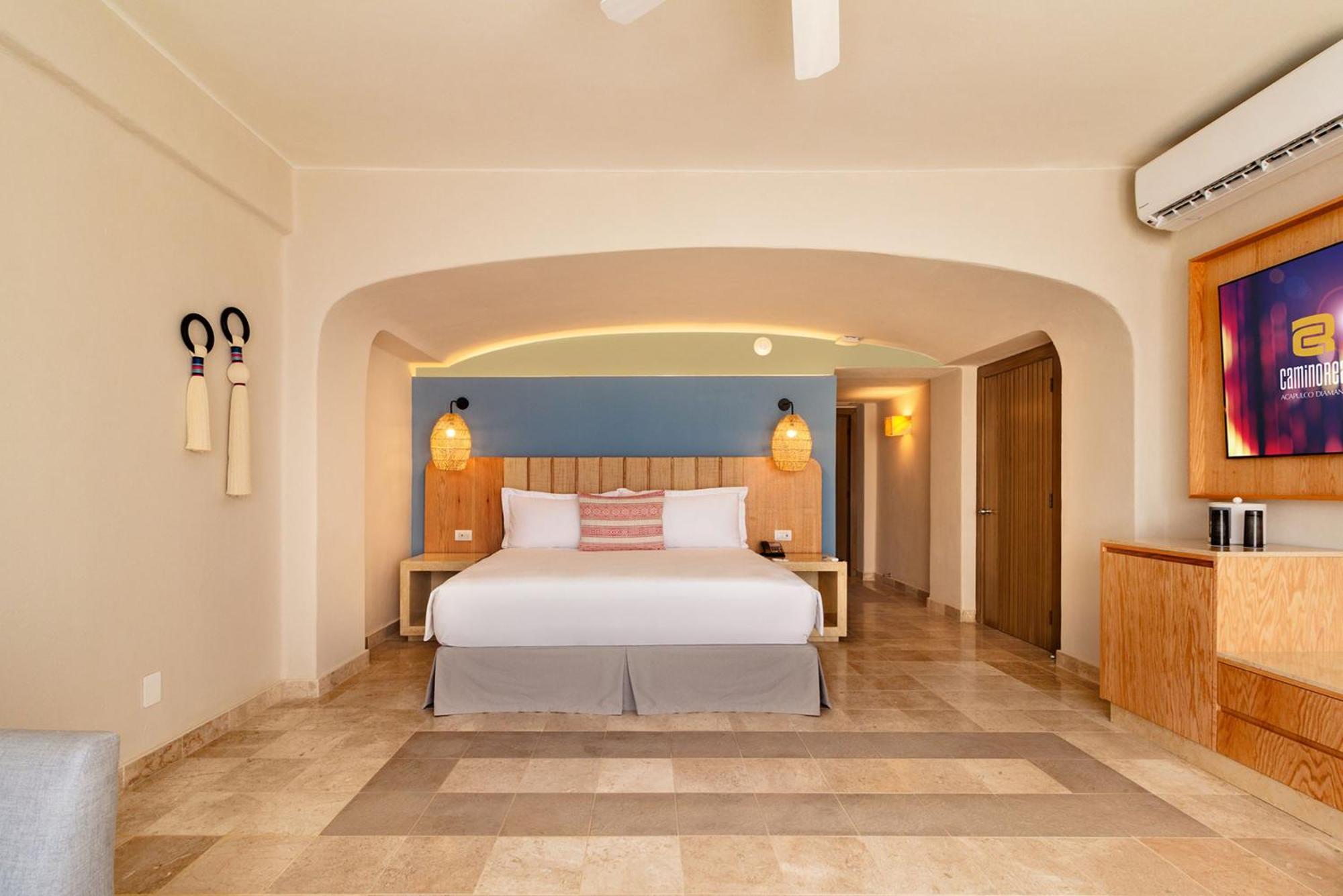 Camino Real Acapulco Diamante Hotel Exterior photo Junior Suite