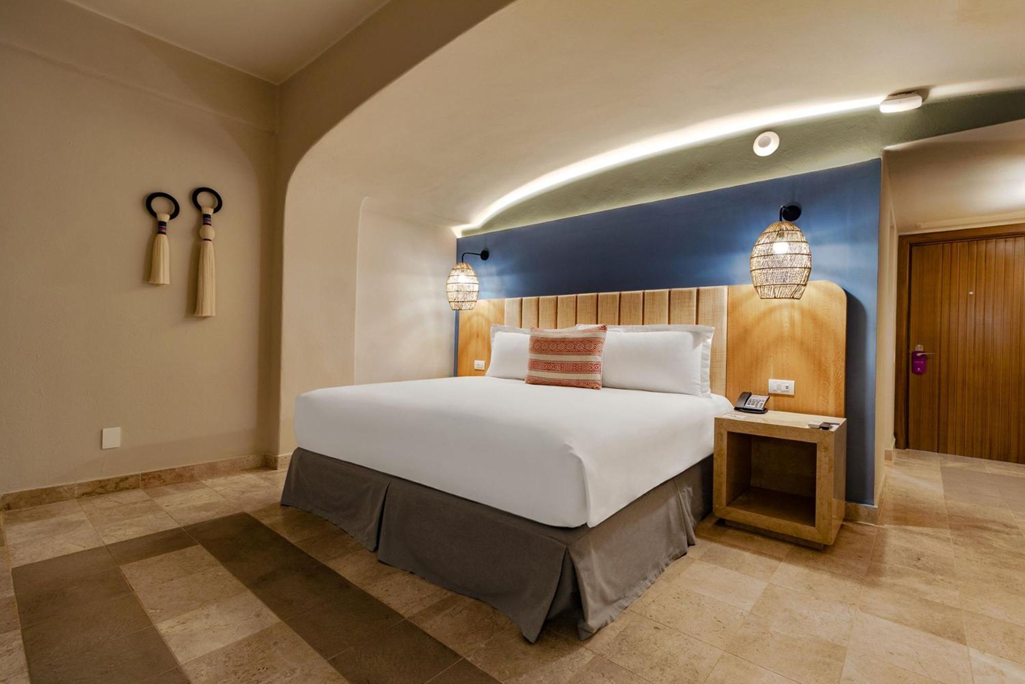 Camino Real Acapulco Diamante Hotel Exterior photo A bedroom at the hotel